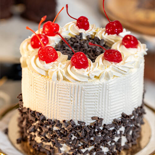 Black Forest (Schwarzwald) Cake